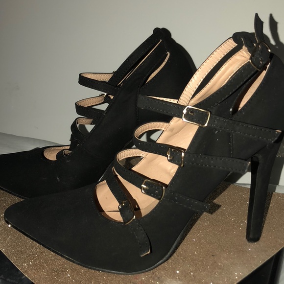 High heels - Picture 3 of 3